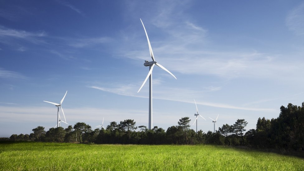 Wind turbine installation